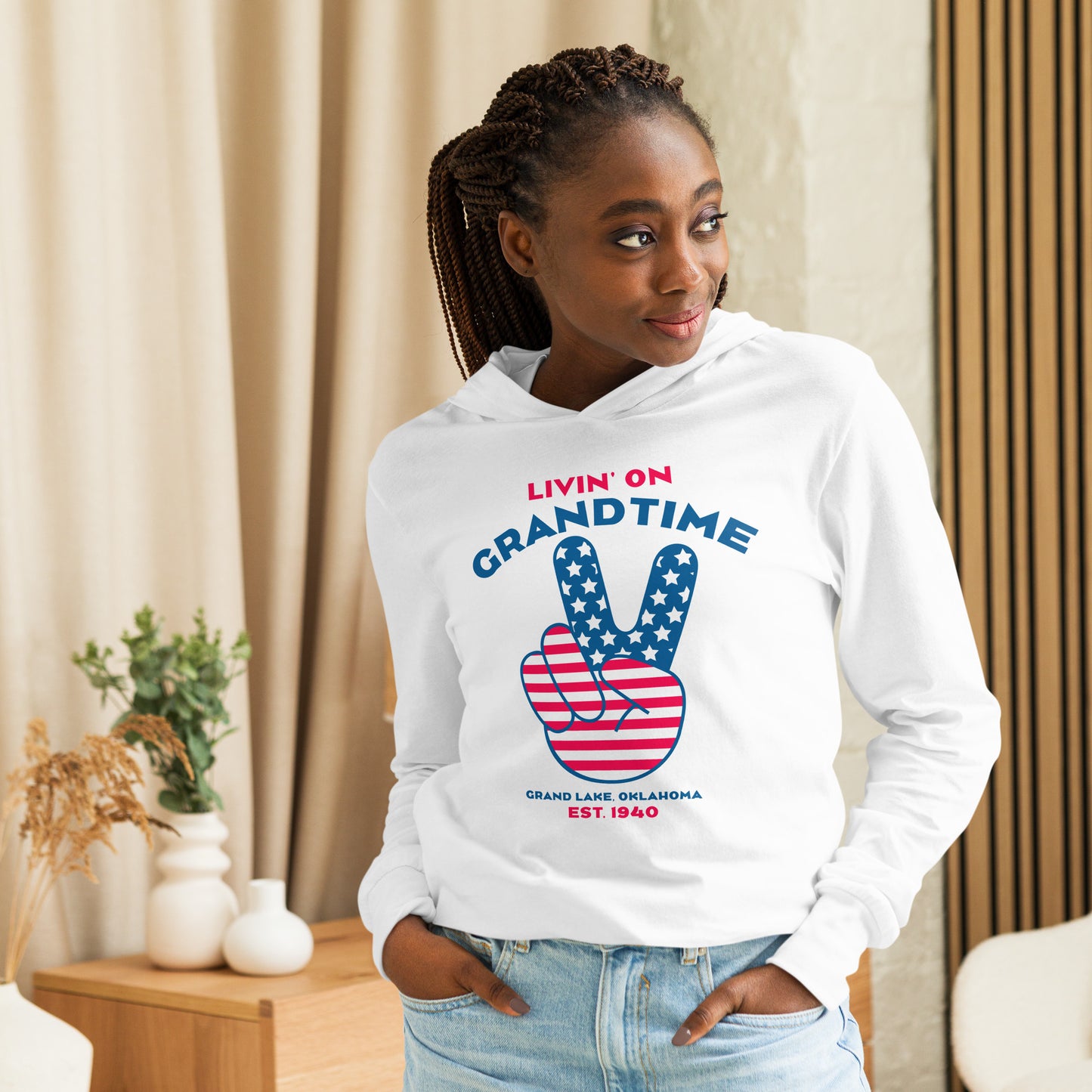 PEACE ON GRANDTIME Hooded long-sleeve breathable lake tee
