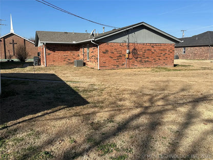 507 S 2nd ST Morris, OK 74445, Residential Property